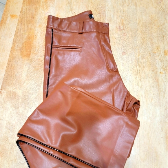 French leather w Suede interior finish straight legged trousers and black piping - Picture 5 of 5